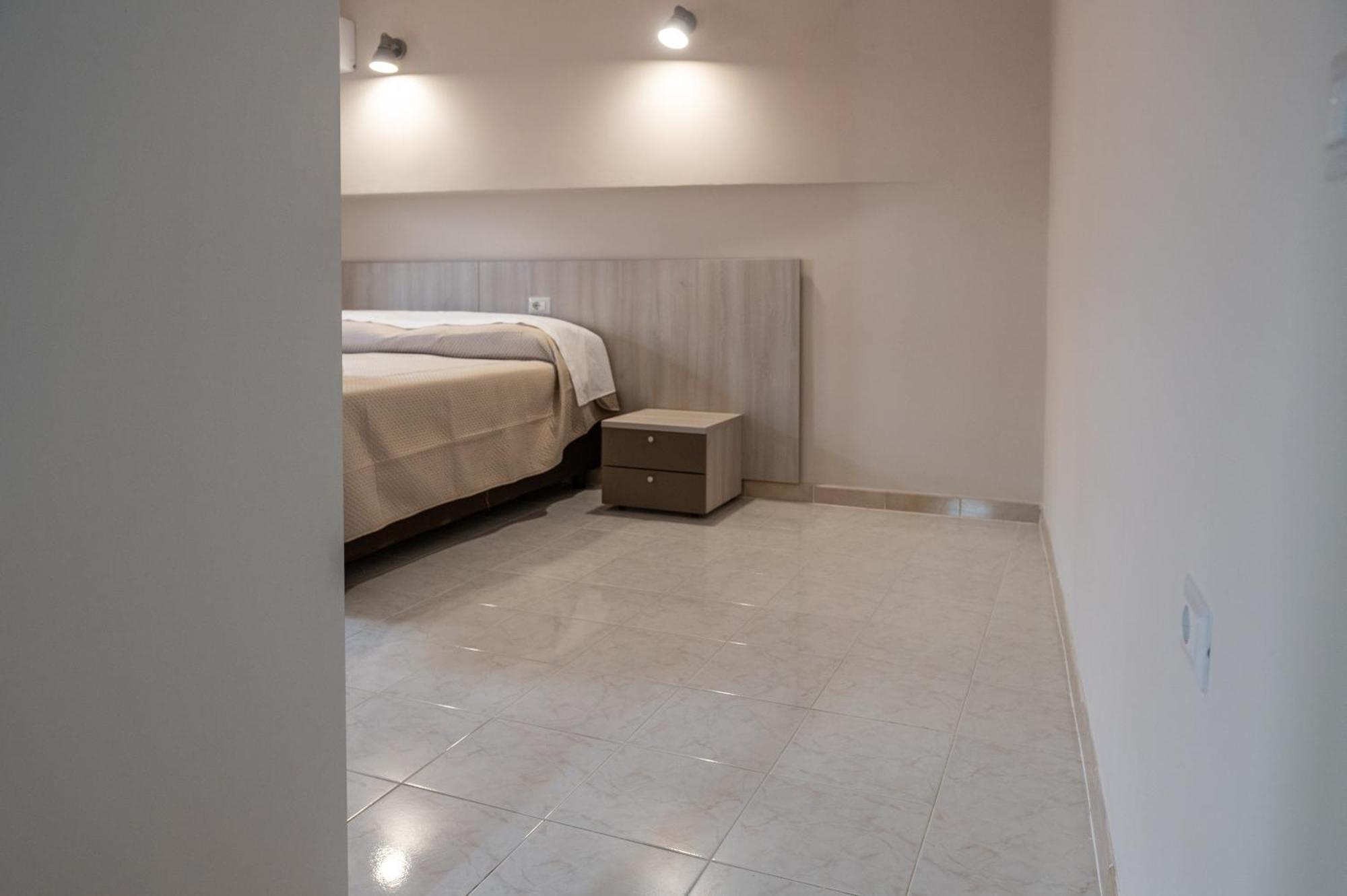 Sant'Janni Apartment Buonalbergo Exterior photo